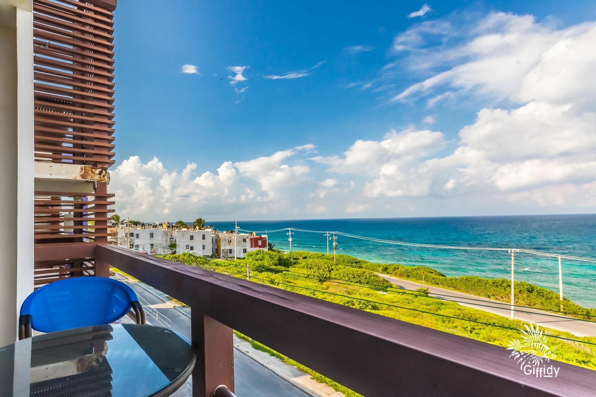 Deep Blue Condos - 201 Исла-Мухерес Экстерьер фото